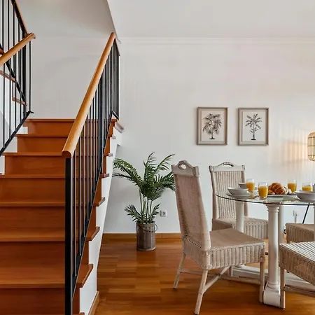 Διαμέρισμα Modern Suburban Haven Caniço