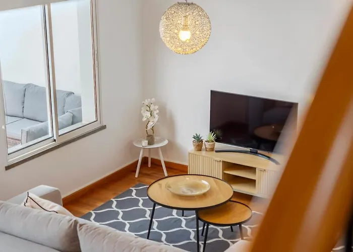 Modern Suburban Haven Apartamento Caniço