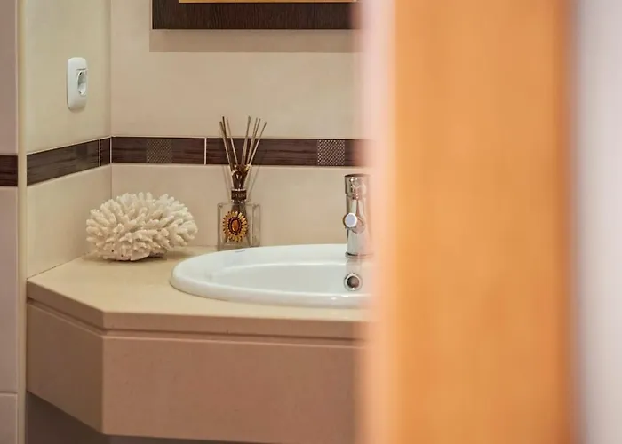 Apartamento Modern Suburban Haven