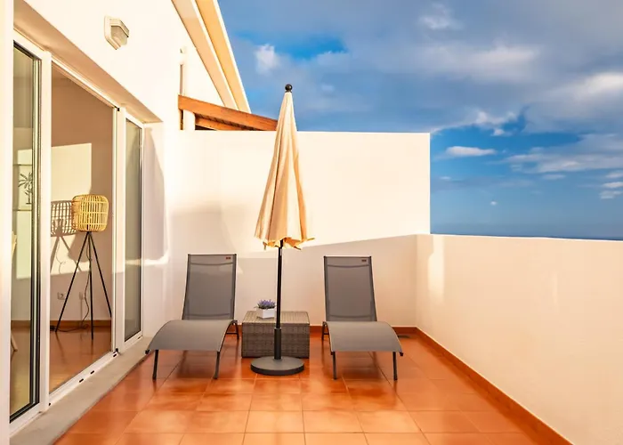 Modern Suburban Haven Caniço